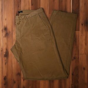 Banana Republic Men's Slim‎ Fit Pants 31x32 Whiskey Brown Soft Velvet Feel